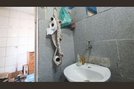 Casa à venda com 56m², 2 quartos e 1 vagaBanheiro 