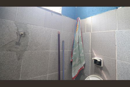 Casa à venda com 56m², 2 quartos e 1 vagaBanheiro 