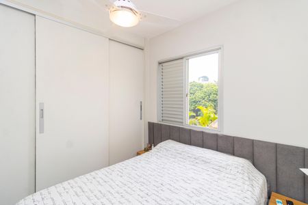 Apartamento à venda com 52m², 2 quartos e 2 vagas Apartamento à venda com 52m², 2 quartos e 2 vagasSuíte