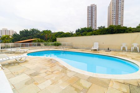 Apartamento à venda com 52m², 2 quartos e 2 vagas Apartamento à venda com 52m², 2 quartos e 2 vagasÁrea comum - Piscina