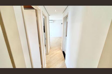 Apartamento para alugar com 56m², 2 quartos e 1 vagaCorredor