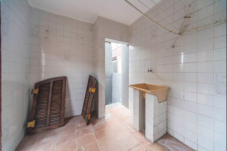 Área de Serviço de casa para alugar com 4 quartos, 219m² em Jardim Stetel, Santo André