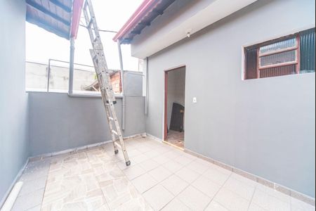 Casa para alugar com 219m², 4 quartos e 2 vagasvaranda da Área de Serviço