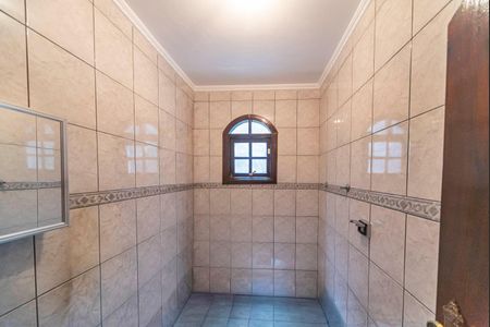 Casa para alugar com 219m², 4 quartos e 2 vagasBanheiro Social