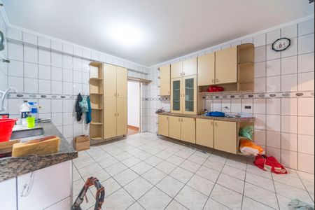 Casa para alugar com 219m², 4 quartos e 2 vagasCozinha 