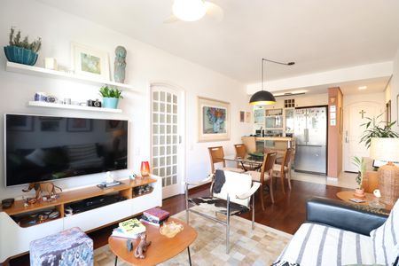 Sala  de apartamento para alugar com 2 quartos, 65m² em Vila Anglo Brasileira, São Paulo