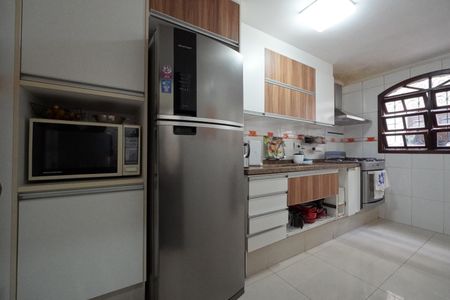 Casa à venda com 240m², 3 quartos e 3 vagasCozinha