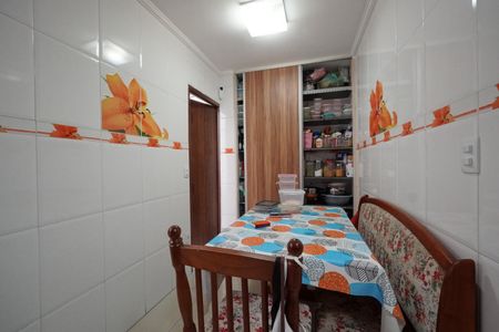 Casa à venda com 240m², 3 quartos e 3 vagasCozinha