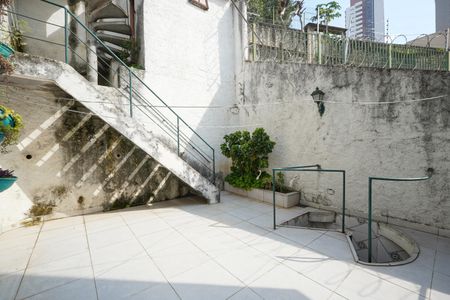 Casa à venda com 240m², 3 quartos e 3 vagasQuintal