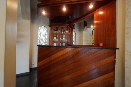 Casa à venda com 240m², 3 quartos e 3 vagasSala