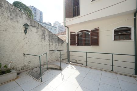 Casa à venda com 240m², 3 quartos e 3 vagasQuintal