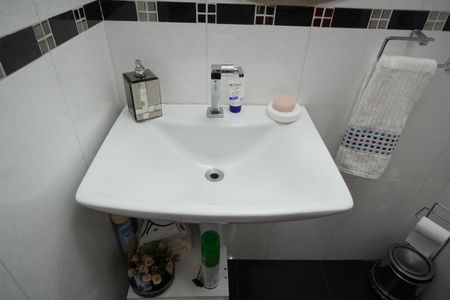 Casa à venda com 240m², 3 quartos e 3 vagasLavabo