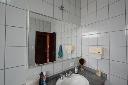 Casa à venda com 240m², 3 quartos e 3 vagasSuíte Principal