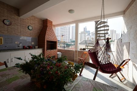 Casa à venda com 240m², 3 quartos e 3 vagasChurrasqueira