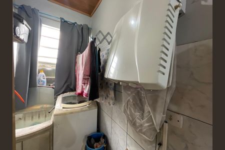 Casa à venda com 214m², 3 quartos e 4 vagas