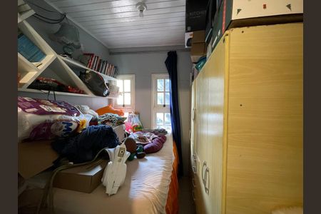 Casa à venda com 214m², 3 quartos e 4 vagas