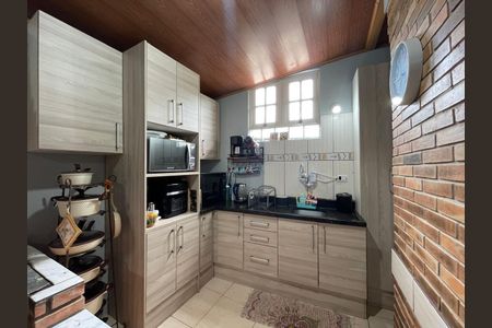 Casa à venda com 214m², 3 quartos e 4 vagas