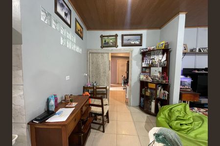 Casa à venda com 214m², 3 quartos e 4 vagas