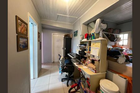 Casa à venda com 214m², 3 quartos e 4 vagas
