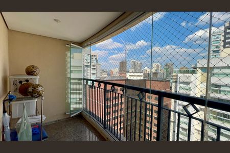 Apartamento à venda com 105m², 2 quartos e 2 vagasVaranda