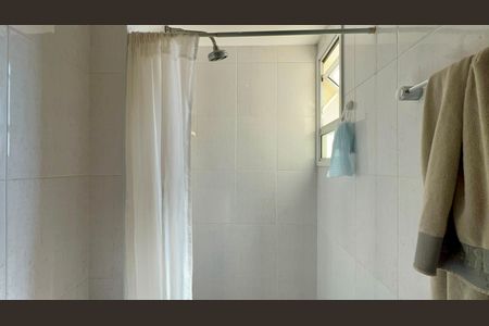 Apartamento à venda com 105m², 2 quartos e 2 vagasBanheiro