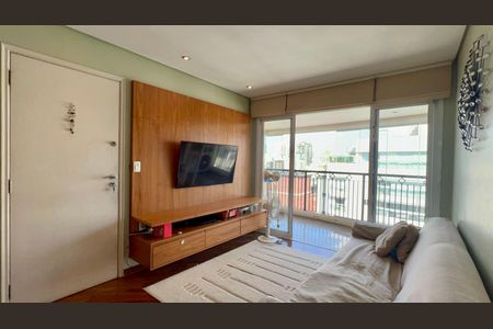 Apartamento à venda com 105m², 2 quartos e 2 vagasSala de TV