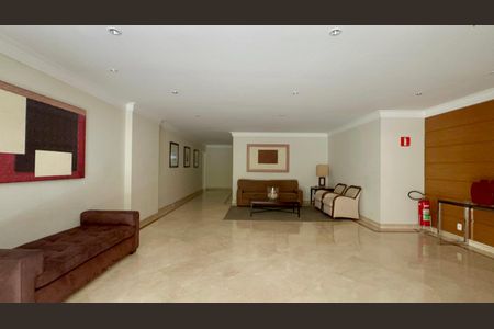 Apartamento à venda com 105m², 2 quartos e 2 vagasHall de entrada