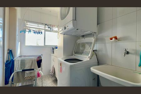 Apartamento à venda com 105m², 2 quartos e 2 vagasÁrea de Serviço