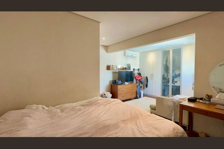 Apartamento à venda com 105m², 2 quartos e 2 vagasSuite