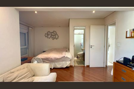 Apartamento à venda com 105m², 2 quartos e 2 vagasCloset da suíte