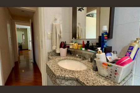 Apartamento à venda com 105m², 2 quartos e 2 vagasBanheiro