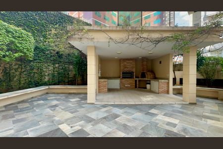 Apartamento à venda com 105m², 2 quartos e 2 vagasChurrasqueira