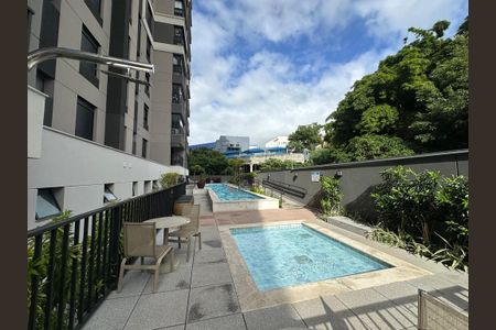 Apartamento para alugar com 89m², 3 quartos e 2 vagas Apartamento para alugar com 89m², 3 quartos e 2 vagasÁrea comum - Piscina