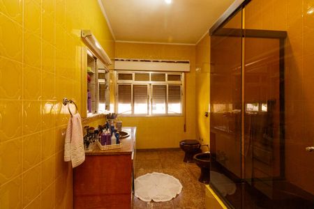 Casa para alugar com 118m², 2 quartos e 2 vagasBanheiro