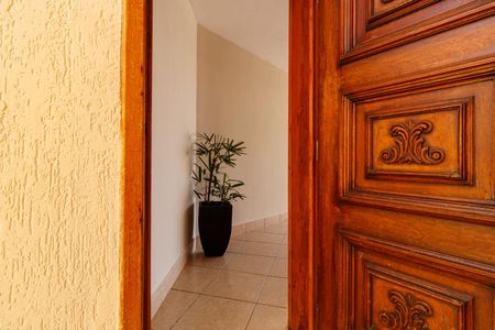 Casa para alugar com 118m², 2 quartos e 2 vagasÁrea externa