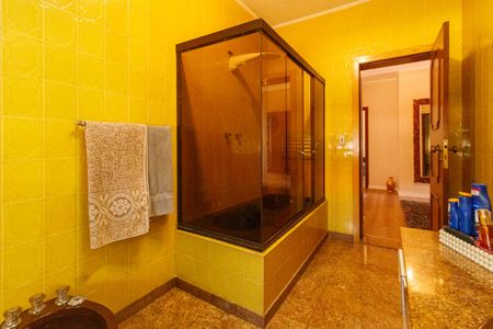 Casa para alugar com 118m², 2 quartos e 2 vagasBanheiro