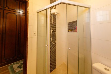 Casa para alugar com 118m², 2 quartos e 2 vagasBanheiro da Suíte