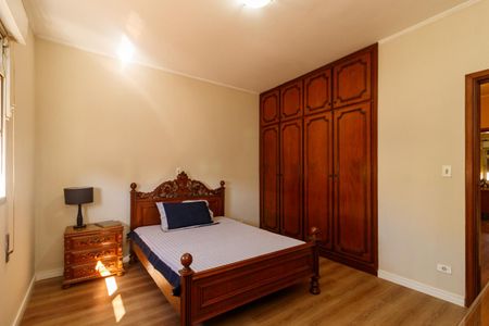 Casa para alugar com 118m², 2 quartos e 2 vagasQuarto