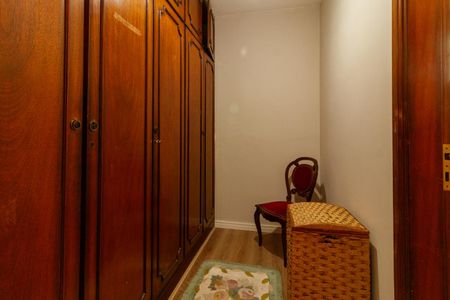 Casa para alugar com 118m², 2 quartos e 2 vagasSuíte