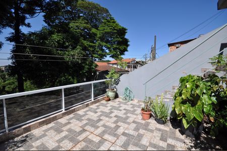 Casa à venda com 120m², 2 quartos e 1 vagaVaranda