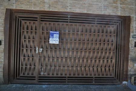 Casa à venda com 120m², 2 quartos e 1 vagaPlaca