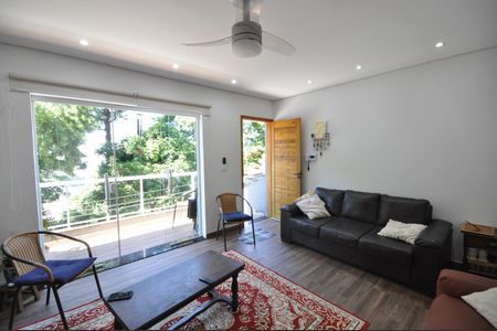 Casa à venda com 120m², 2 quartos e 1 vagaSala