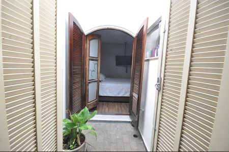 Casa à venda com 120m², 2 quartos e 1 vagaHall de ventilação e iluminação