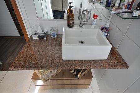 Casa à venda com 120m², 2 quartos e 1 vagaBanheiro 1