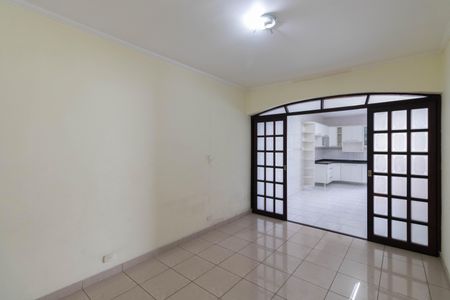 Casa à venda com 225m², 3 quartos e 2 vagasCozinha