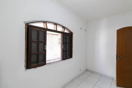 Casa à venda com 225m², 3 quartos e 2 vagasQuarto 2