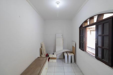 Casa à venda com 225m², 3 quartos e 2 vagasQuarto 2
