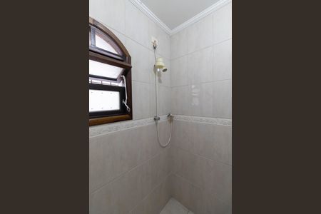Casa à venda com 225m², 3 quartos e 2 vagasBanheiro 2