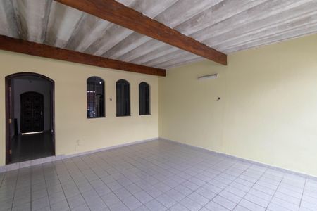 Casa para alugar com 159m², 2 quartos e sem vagaGaragem