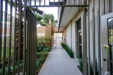 Studio para alugar com 25m², 1 quarto e sem vaga Studio para alugar com 25m², 1 quarto e sem vagaEntrada